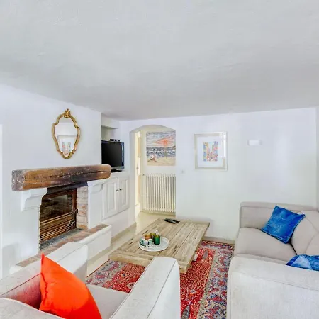 Spacious With Heated Pool In Sainte-maxime * Sainte-Maxime