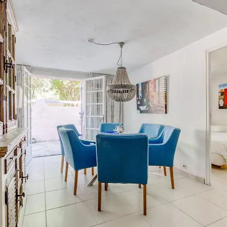 Villa Spacious With Heated Pool In Sainte-maxime *