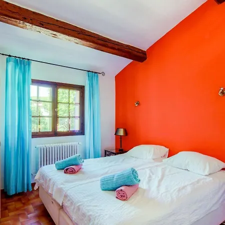 Spacious With Heated Pool In Sainte-maxime Villa *